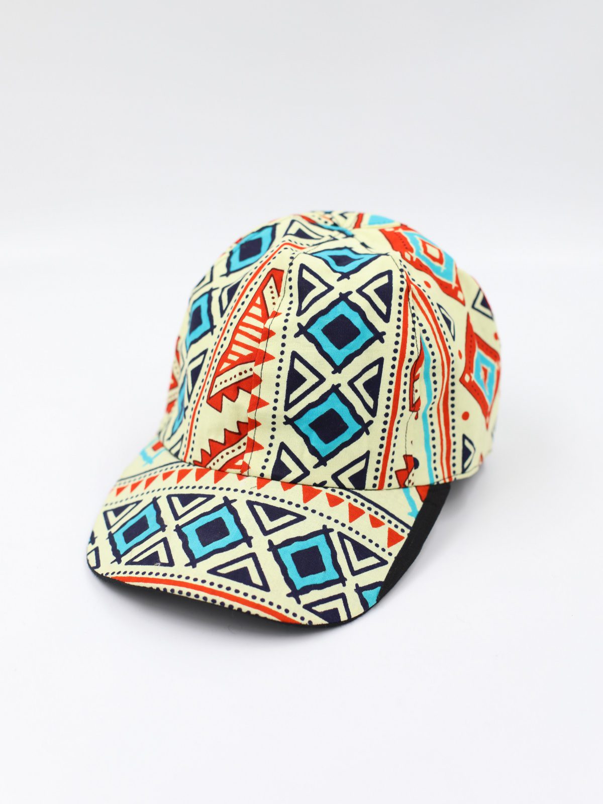 Czapka z daszkiem z batiku prosto z Senegalu Afryka lato